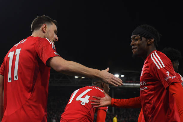 果断地接过 果断地接过