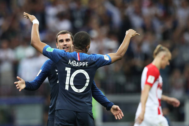 城两大豪门 城两大豪门